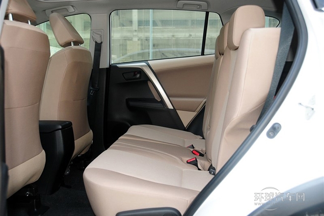 2013款 2.0L CVT四驅風尚版