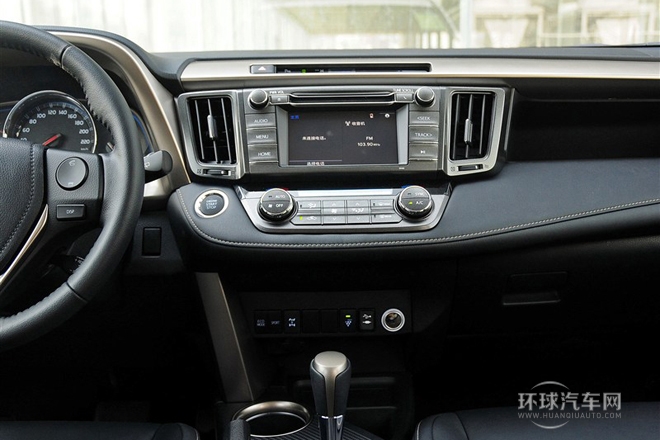 2013款 2.0L CVT四驅新銳版