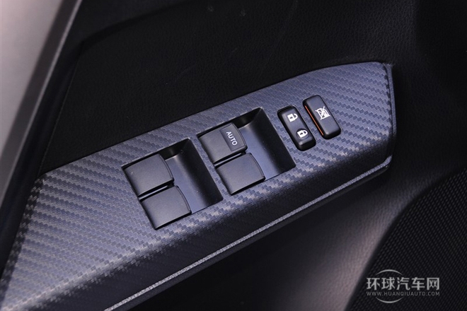 2013款 2.5L 自動四驅精英版