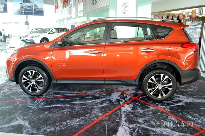 2013款 2.5L 自動四驅尊貴版