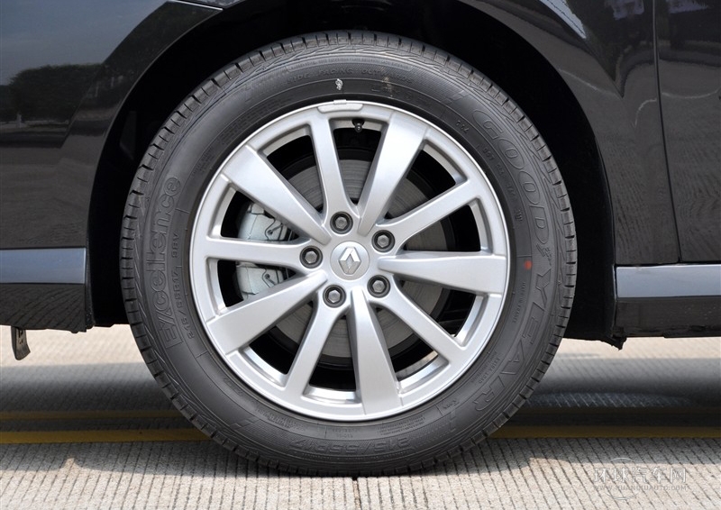 2011款 2.0T 豪華導航版