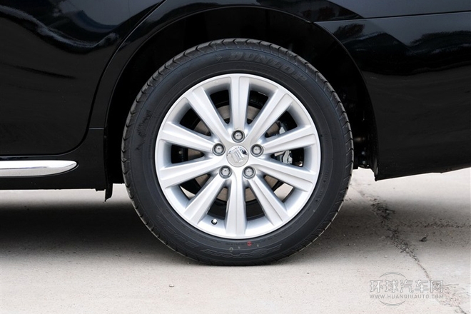 2012款 V6 2.5L Royal 導航版