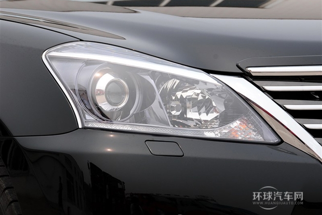 2012款 V6 2.5L Royal 導(dǎo)航版