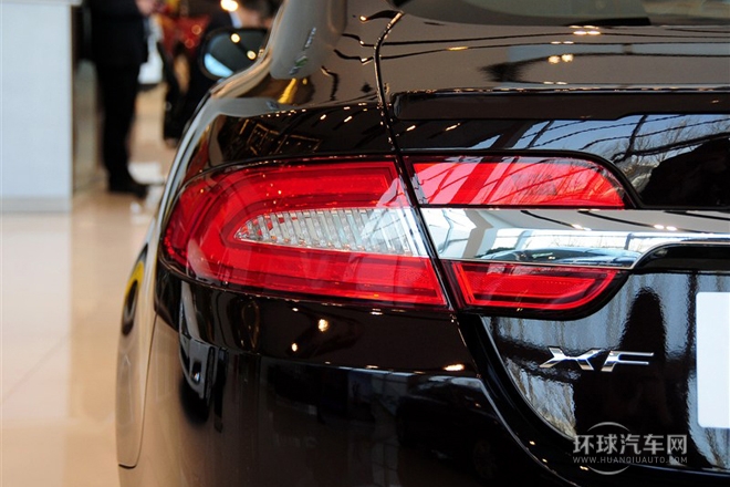 2014款 XF 3.0 SC 風(fēng)華版