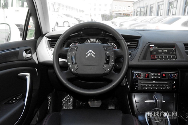 2014款 1.6T 自動尊貴型