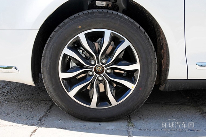 2014款 1.6T 自動尊貴型