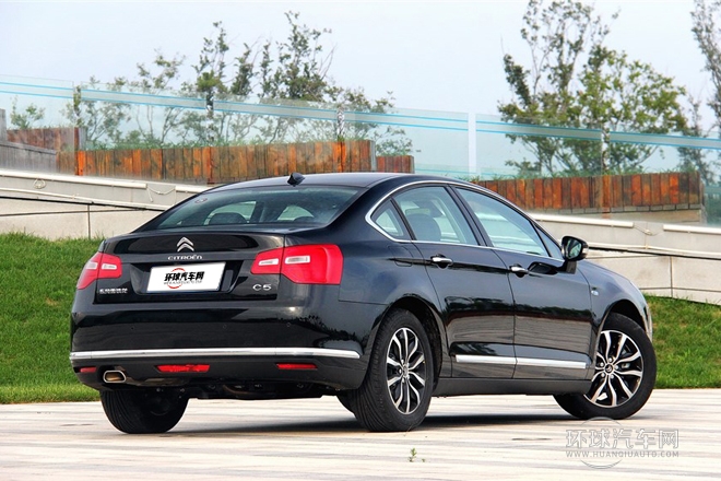 2014款 1.6T 自動尊享型