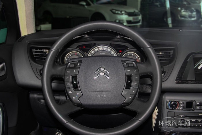 2014款 2.0L 自動尊享型