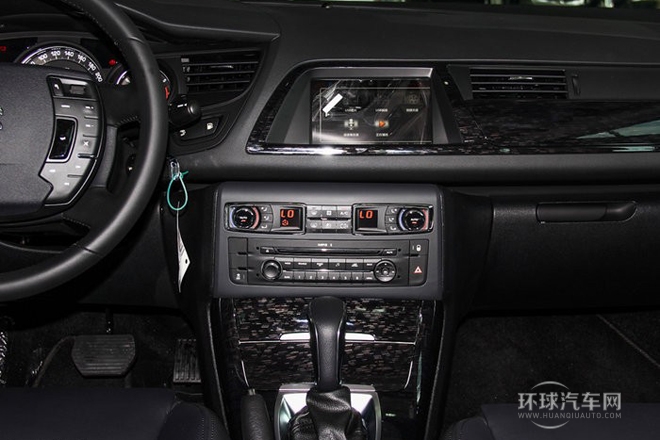 2014款 2.0L 自動尊享型