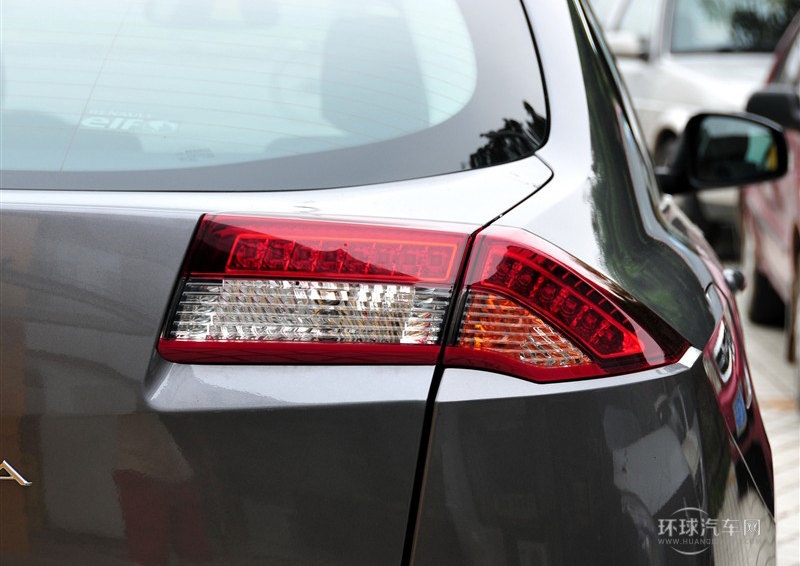 2011款 2.0T 舒適版