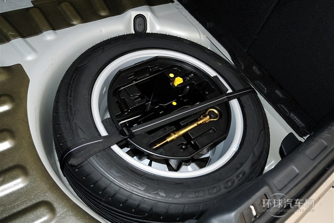 2014款 2.3L 自動(dòng)豪華型