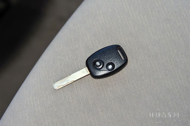 2012款 1.8L 自動(dòng)