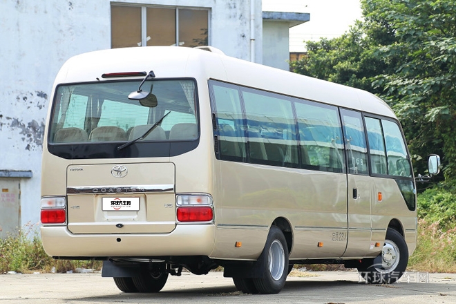 2013款 4.0L汽油豪華版 23座6GR