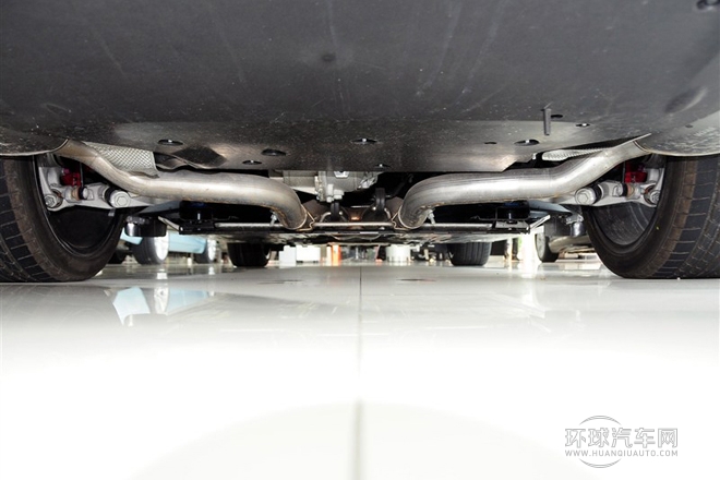 2013款 XJL 5.0 SC 巔峰創(chuàng)世版 四座