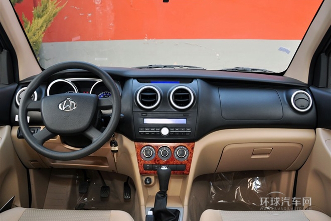 2012款 1.3L標(biāo)準(zhǔn)型