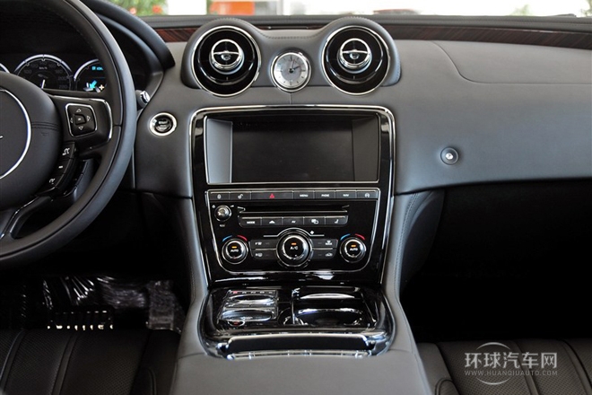 2013款 XJL 5.0 SC 巔峰創(chuàng)世版 四座