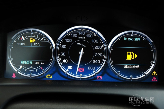 2013款 XJL 5.0 SC 巔峰創(chuàng)世版 四座