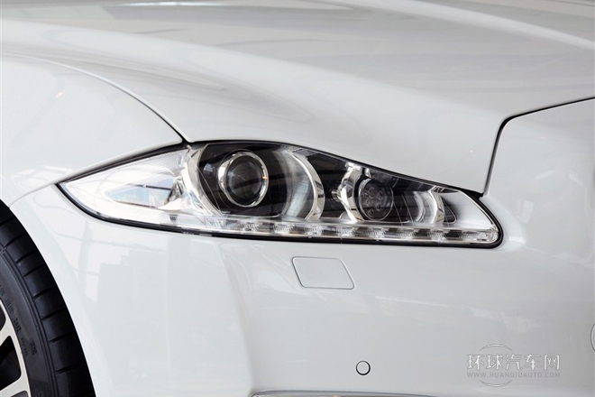 2013款 XJL 5.0 SC 巔峰創世版 四座