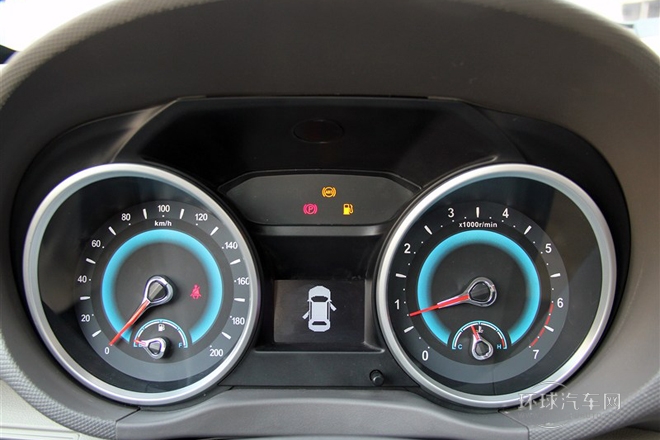 2014款 2.0T 8AT 自動創(chuàng)領(lǐng)版