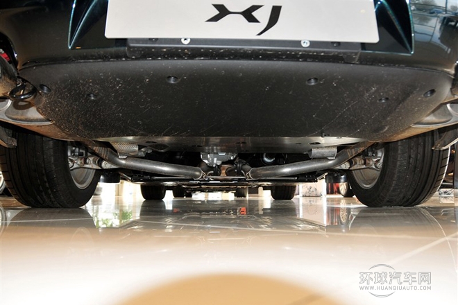 2014款 XJL 2.0T 兩驅典雅商務版