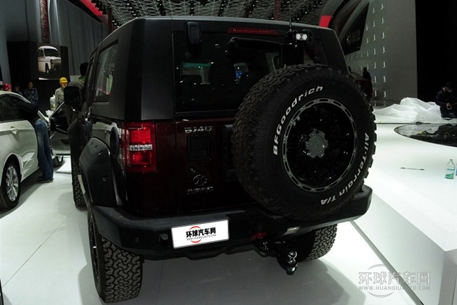 2014款 2.4L 手動酷野版