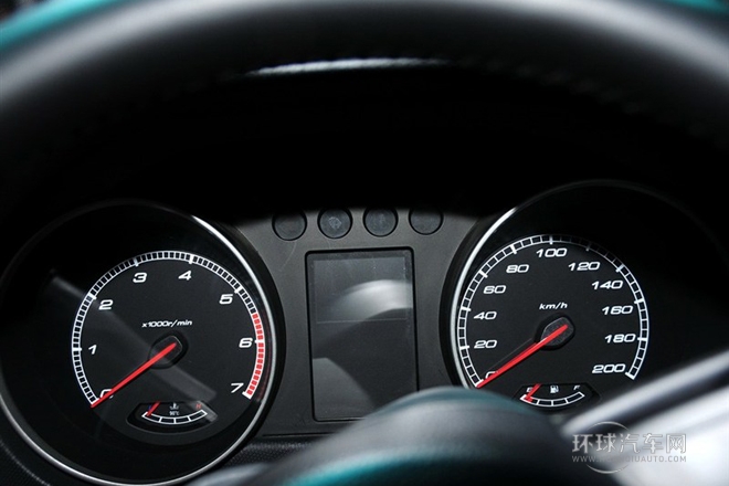 2014款 2.4L 手動征途版