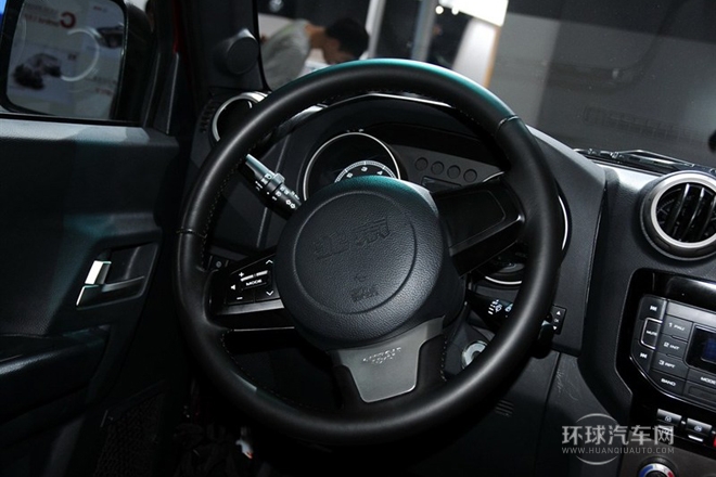 2014款 2.4L 手動征途版