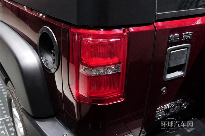 2014款 2.4L 手動征途版