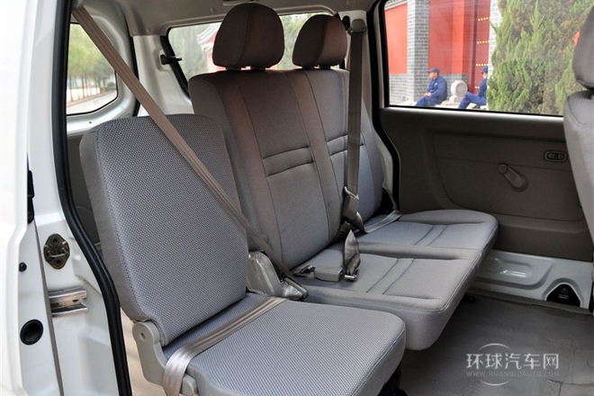 2011款 1.3L精英型