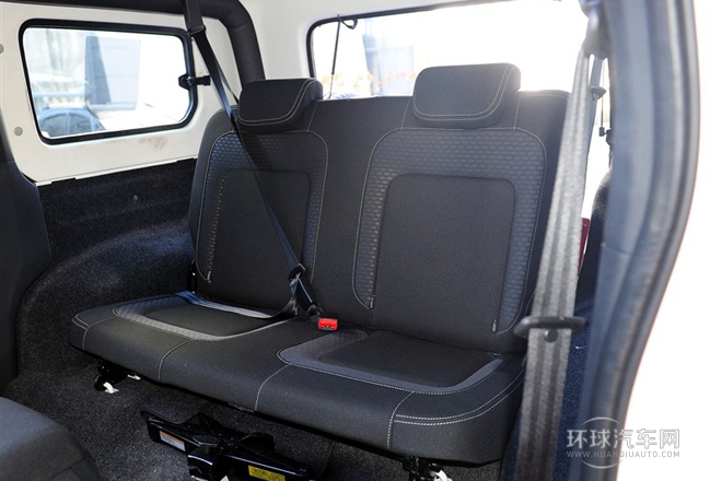 2014款 2.4L 手動穿越版