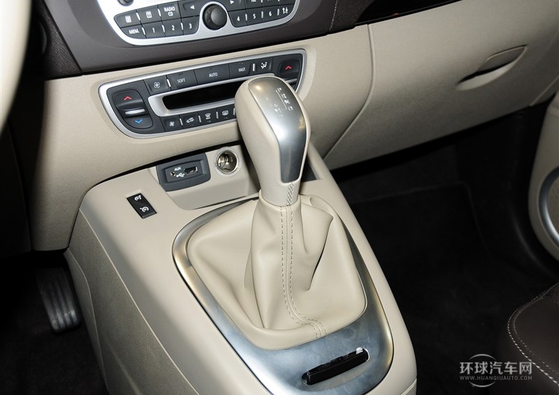 2012款 2.0 大風景舒適版