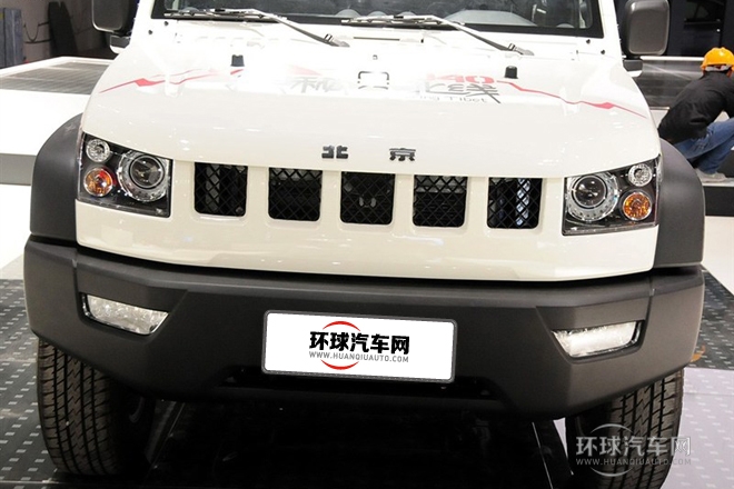 2014款 2.4L 手動穿越版