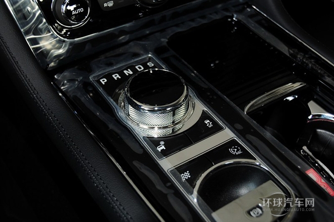 2014款 XJL 2.0T 兩驅全景商務版