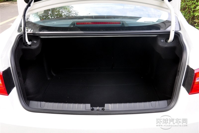 2014款 2.0T 自動(dòng)豪華型