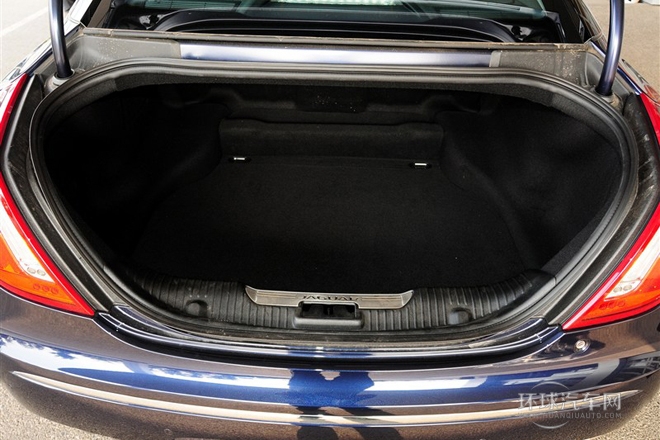 2014款 XJL 2.0T 兩驅全景商務版