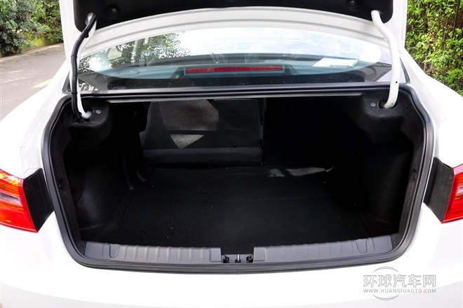 2014款 2.0T 自動(dòng)基本型