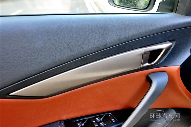 2014款 2.0T 自動舒適型