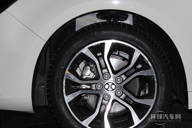 2014款 2.0T 自動舒適型