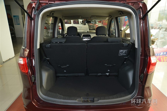 2013款 1.2L 手動(dòng)舒適型