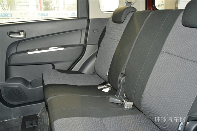 2013款 1.2L 手動(dòng)舒適型