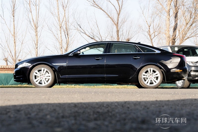 2014款 XJL 3.0 SC 兩驅旗艦商務版