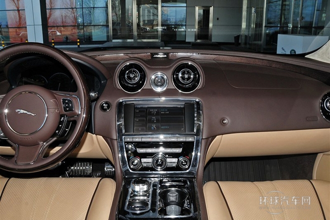 2014款 XJL 3.0 SC 兩驅旗艦商務版