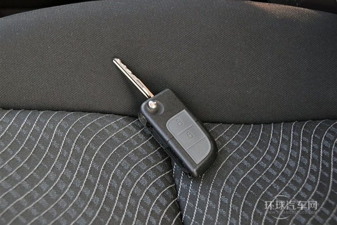 2013款 1.2L 手動精英型