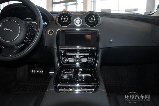 2014款 XJL 3.0 SC 兩驅全景商務版