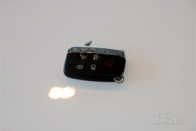 2014款 XJL 3.0 SC 兩驅(qū)全景商務(wù)版