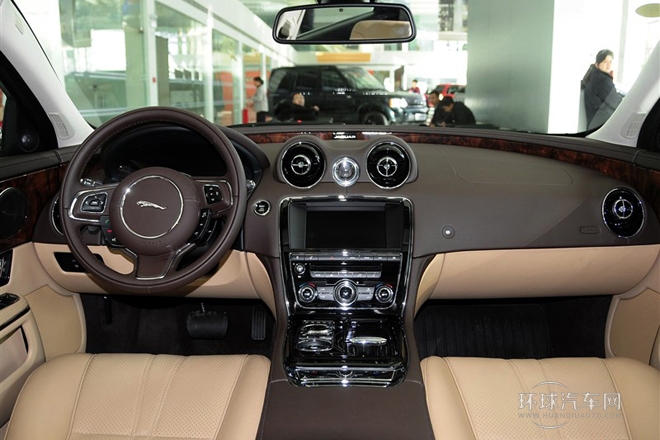 2014款 XJL 3.0 SC 兩驅尊享商務版