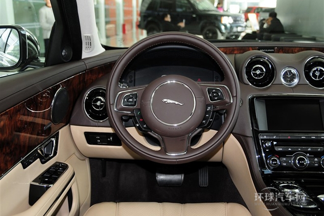 2014款 XJL 3.0 SC 兩驅尊享商務版