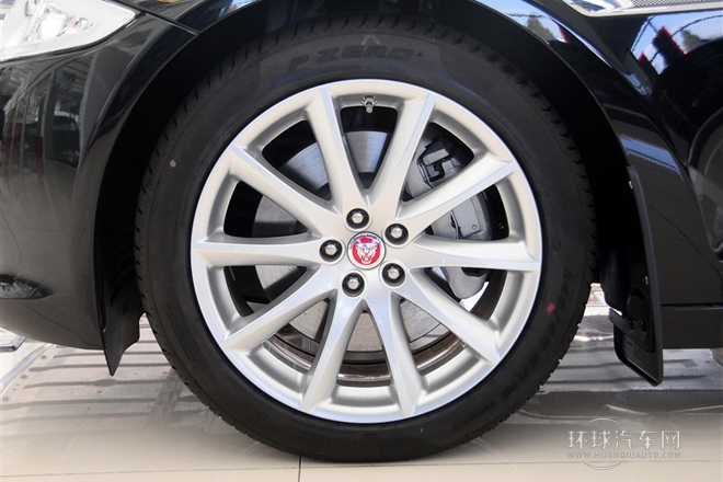 2014款 XJL 3.0 SC 兩驅(qū)尊享商務(wù)版