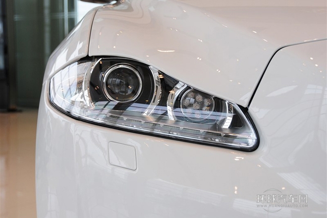 2014款 XJL 3.0 SC 四驅旗艦商務版