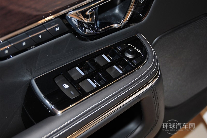 2014款 XJL 3.0 SC 四驅旗艦商務版